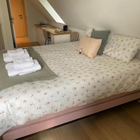 クノック・ヘイスト Les Cigognes Bed & Breakfast エクステリア 写真